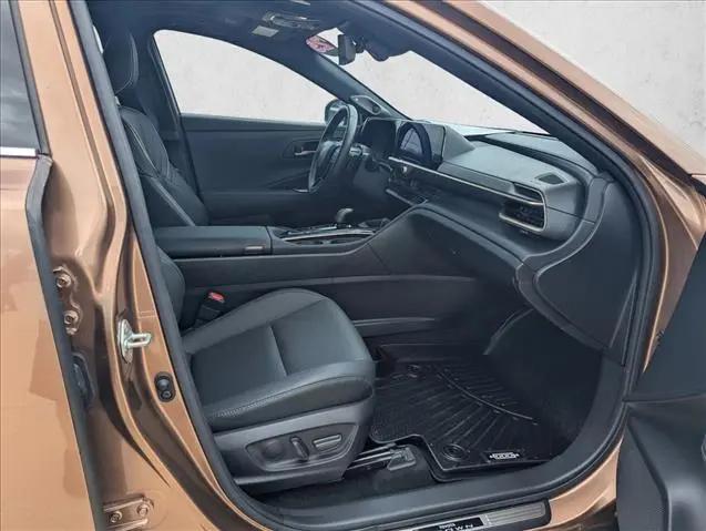 2025 Toyota Crown Signia Limited