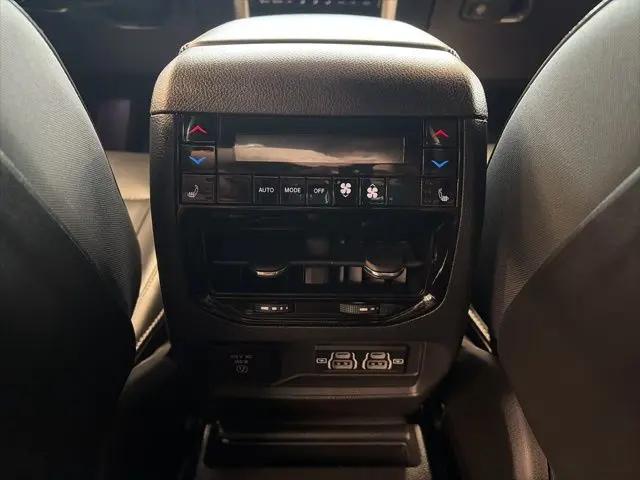 2024 Jeep Grand Cherokee L Overland 4x4