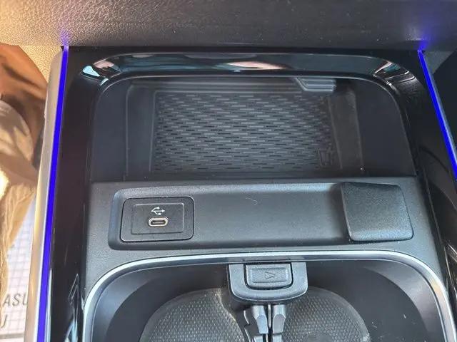 2025 Mercedes-Benz GLB 4MATIC
