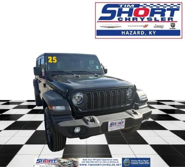 2025 Jeep Wrangler 4-Door Summit 4x4 for sale in Hazard, KY
