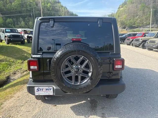 2025 Jeep Wrangler 4-Door Summit 4x4