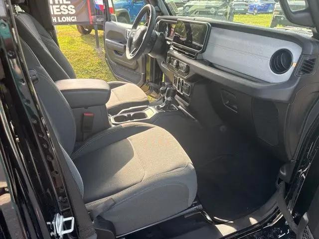 2025 Jeep Wrangler 4-Door Summit 4x4