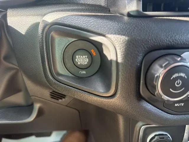 2025 Jeep Wrangler 4-Door Summit 4x4