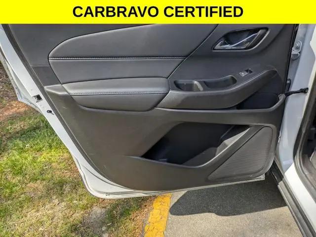 2023 Chevrolet Traverse FWD LT Cloth