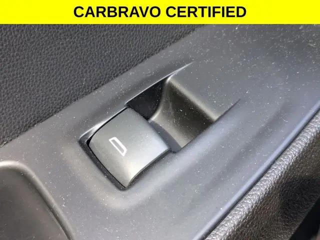 2023 Chevrolet Traverse FWD LT Cloth