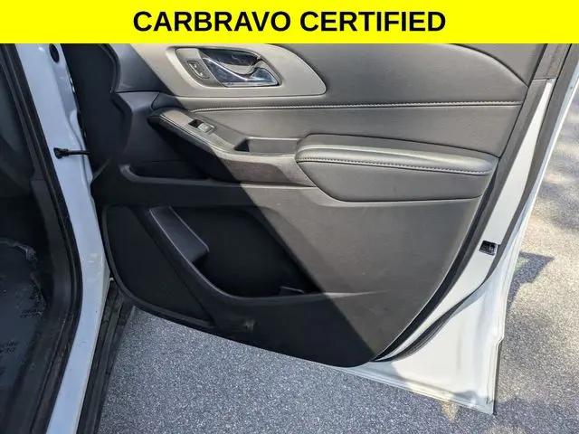 2023 Chevrolet Traverse FWD LT Cloth
