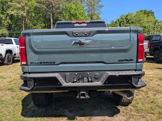 2026 Chevrolet Silverado 2500HD Crew Cab, Standard Bed, XR2, 4WD