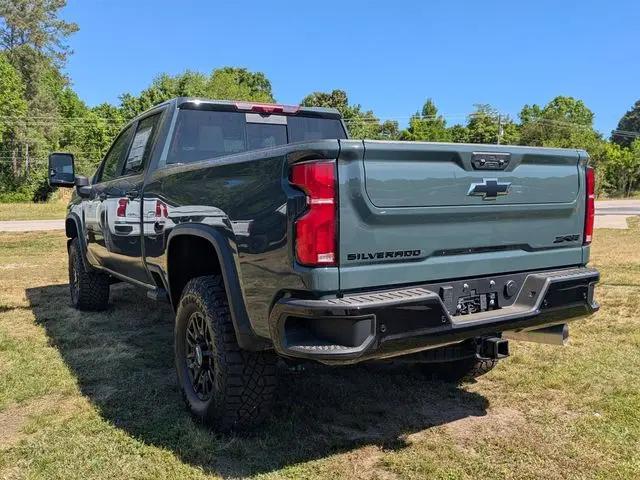 2026 Chevrolet Silverado 2500HD Crew Cab, Standard Bed, XR2, 4WD