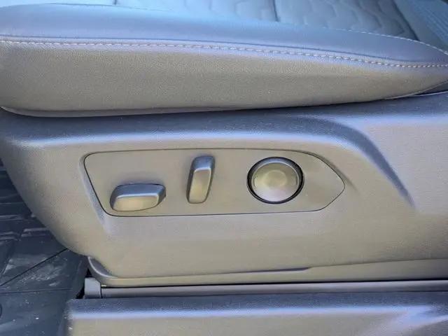2026 Chevrolet Silverado 2500HD Crew Cab, Standard Bed, XR2, 4WD