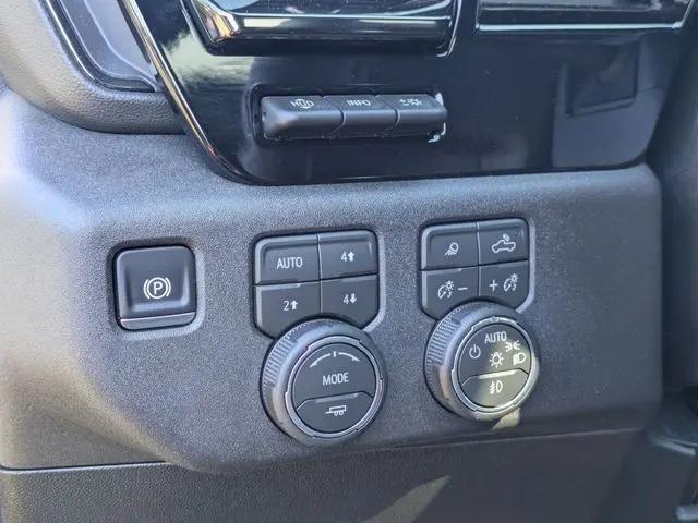 2026 Chevrolet Silverado 2500HD Crew Cab, Standard Bed, XR2, 4WD