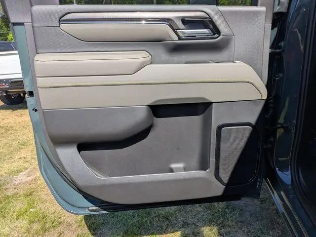 2026 Chevrolet Silverado 2500HD Crew Cab, Standard Bed, XR2, 4WD