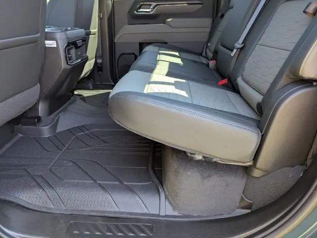 2026 Chevrolet Silverado 2500HD Crew Cab, Standard Bed, XR2, 4WD