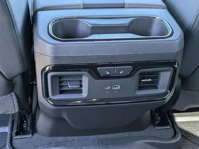2026 Chevrolet Silverado 2500HD Crew Cab, Standard Bed, XR2, 4WD