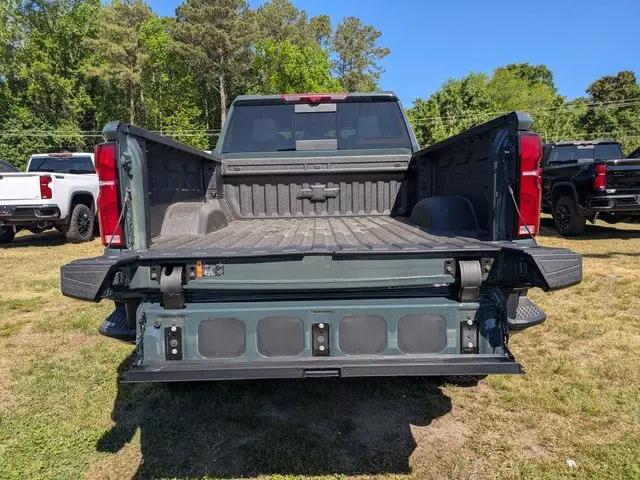 2026 Chevrolet Silverado 2500HD Crew Cab, Standard Bed, XR2, 4WD