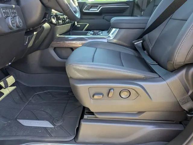 2026 Chevrolet Silverado 2500HD Crew Cab, Standard Bed, LTZ, 4WD