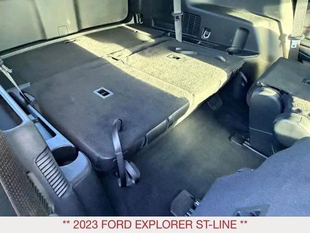 2023 Ford Explorer ST-Line