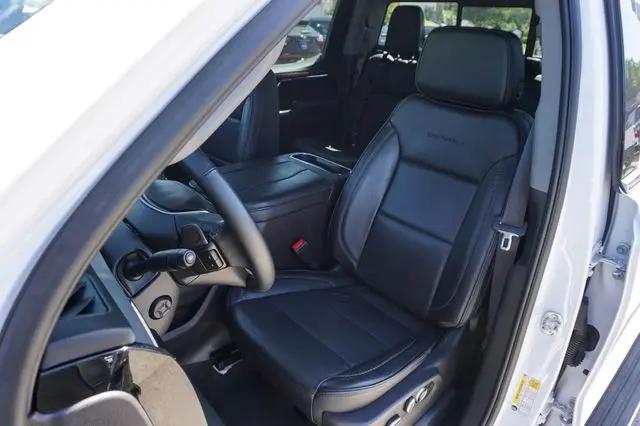 2024 GMC Sierra 1500 4WD Crew Cab Standard Box Denali