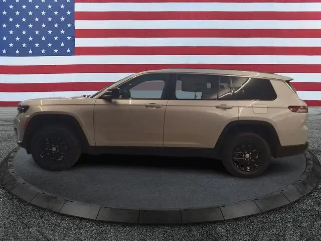 2026 Jeep Grand Cherokee L Altitude 4x4
