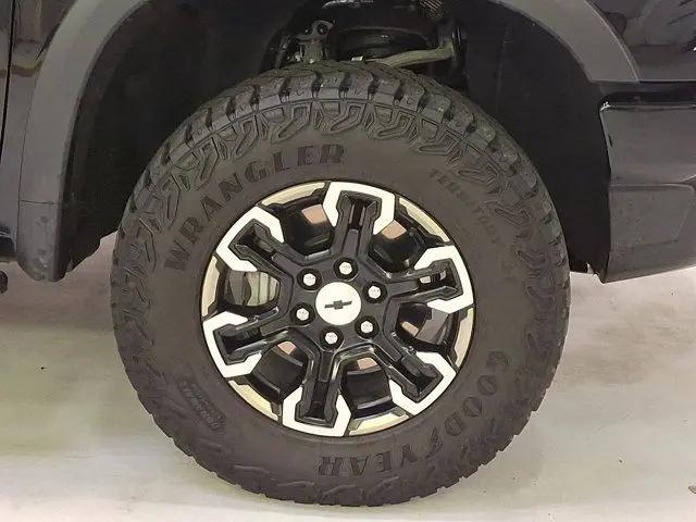 2024 Chevrolet Silverado 1500 4WD Crew Cab Short Bed ZR2