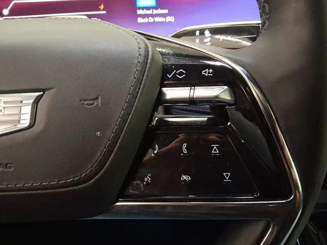 2025 Cadillac Escalade Luxury 2 AWD
