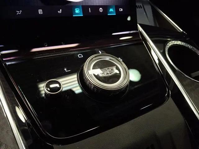 2025 Cadillac Escalade Luxury 2 AWD