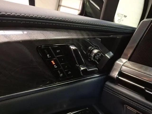 2025 Cadillac Escalade Luxury 2 AWD