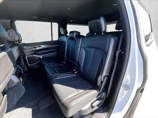 2024 Jeep Wagoneer Series I 4x2