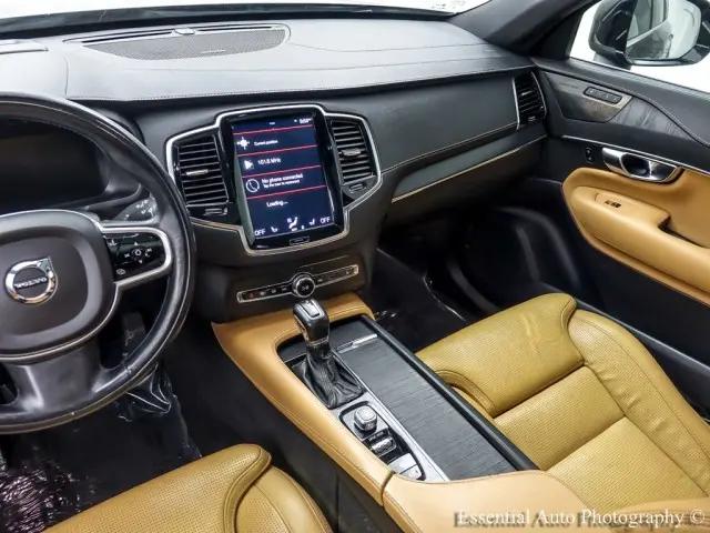 2021 Volvo XC90 T6 Inscription 7 Passenger
