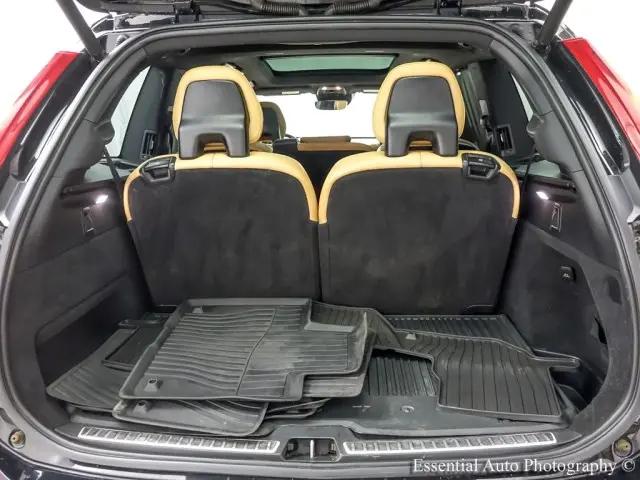 2021 Volvo XC90 T6 Inscription 7 Passenger