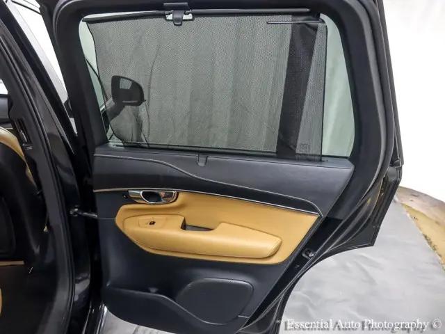 2021 Volvo XC90 T6 Inscription 7 Passenger