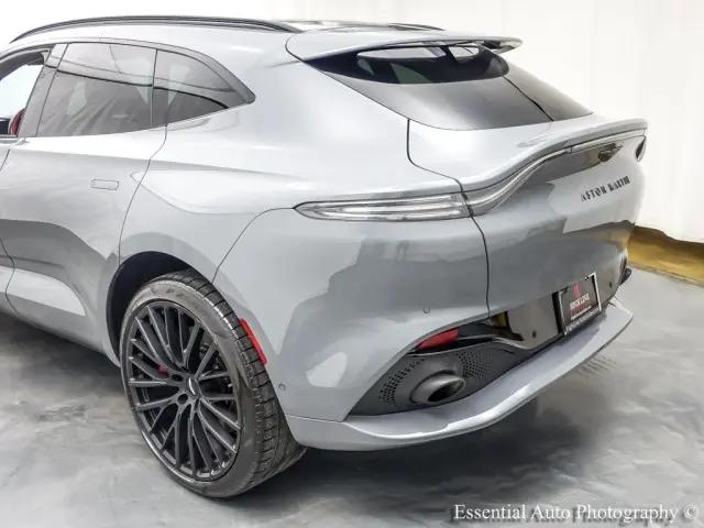 2022 Aston Martin DBX Standard