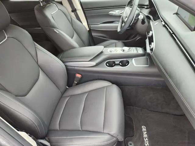 2024 Genesis GV70 2.5T AWD