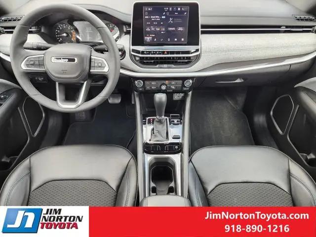 2025 Jeep Compass Latitude 4x4