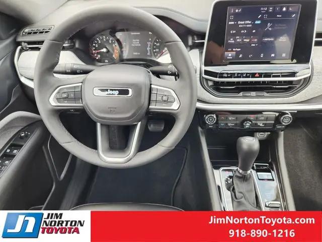 2025 Jeep Compass Latitude 4x4