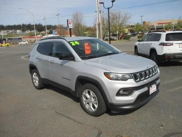 2024 Jeep Compass Latitude 4x4