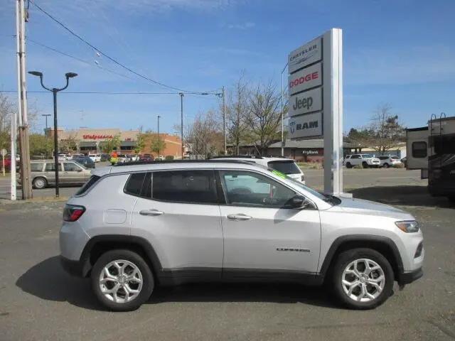 2024 Jeep Compass Latitude 4x4