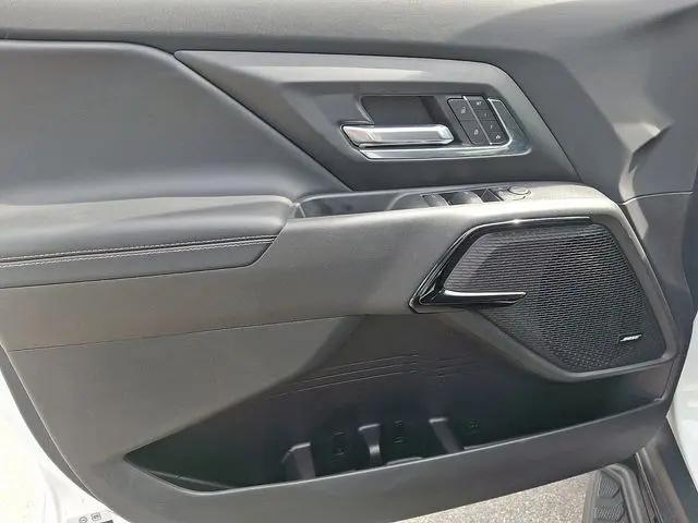 2025 Chevrolet Silverado EV LT