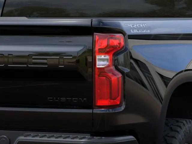 2026 Chevrolet Silverado 1500 4WD Crew Cab Short Bed Custom Trail Boss