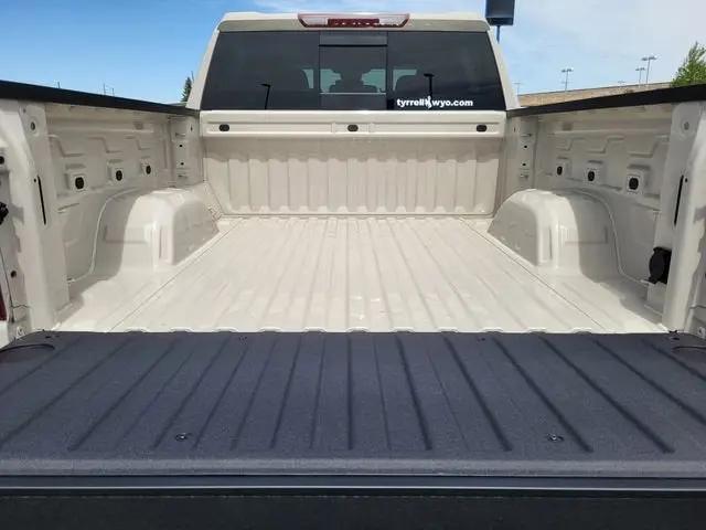 2026 Chevrolet Silverado 1500 4WD Crew Cab Short Bed RST