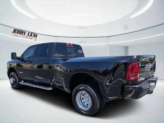 2026 Ram 3500 Laramie Crew Cab 4x4 8' Box