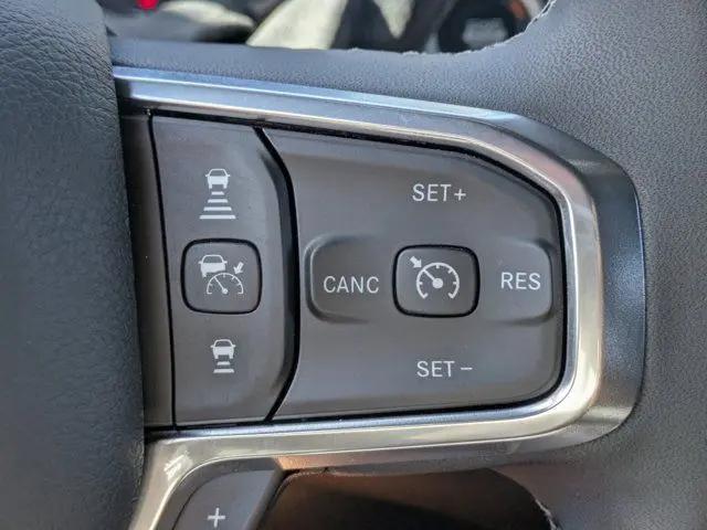 2026 Ram 3500 Laramie Crew Cab 4x4 8' Box