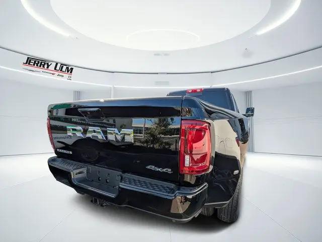 2026 Ram 3500 Laramie Crew Cab 4x4 8' Box