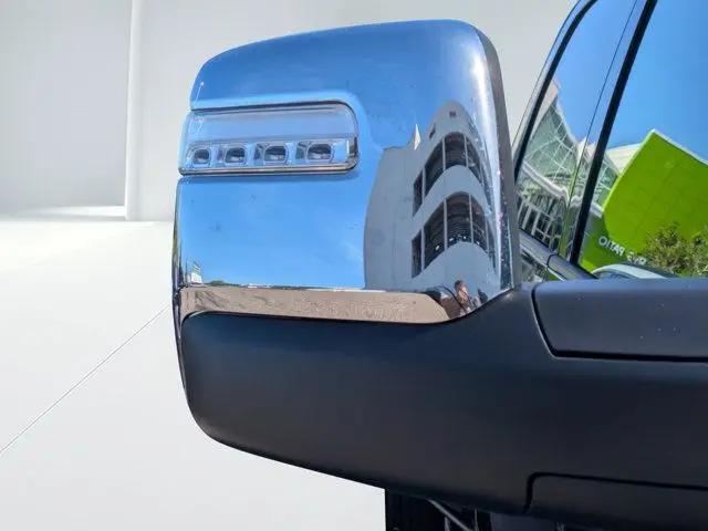 2026 Ram 3500 Laramie Crew Cab 4x4 8' Box