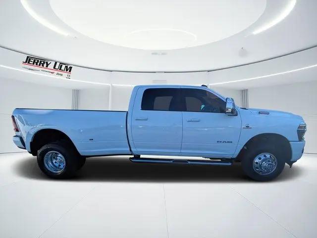 2026 Ram 3500 Laramie Crew Cab 4x4 8' Box