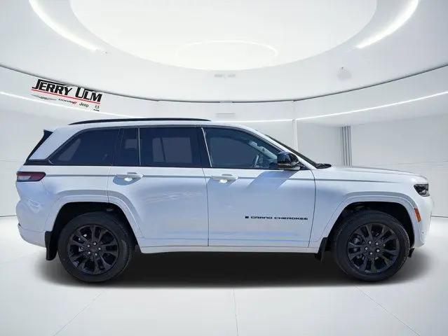 2026 Jeep Grand Cherokee Limited Reserve
