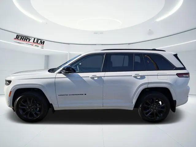 2026 Jeep Grand Cherokee Limited Reserve