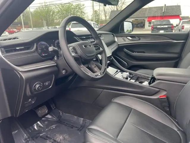 2025 Jeep Grand Cherokee L Overland 4x4