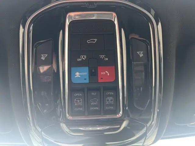 2025 Jeep Grand Cherokee L Overland 4x4