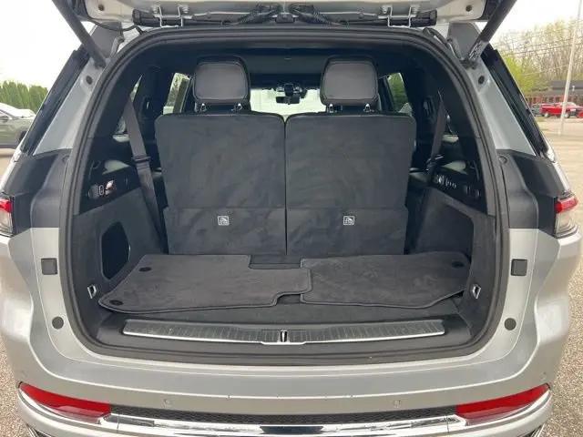 2025 Jeep Grand Cherokee L Overland 4x4