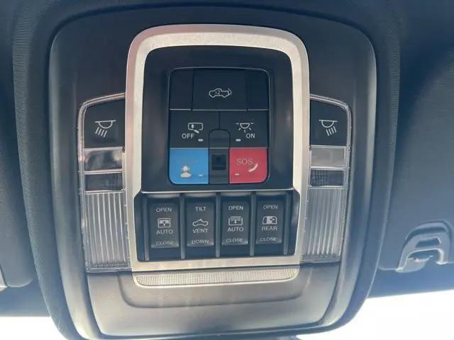 2025 Ram 1500 Limited Crew Cab 4x4 5'7" Box